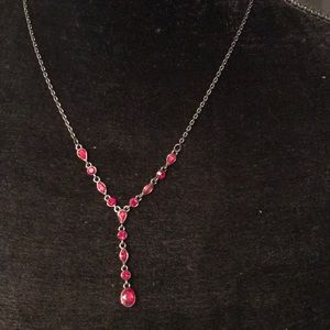☀️2 for $10–Deep red crystal necklace